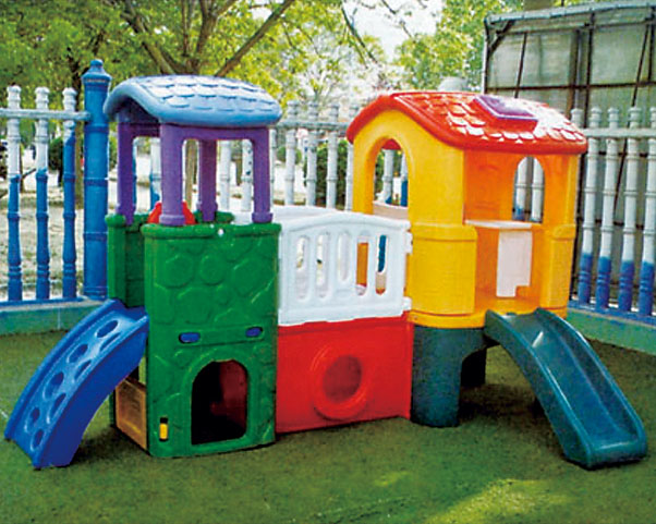 TY-ET08 兒童滑梯組合